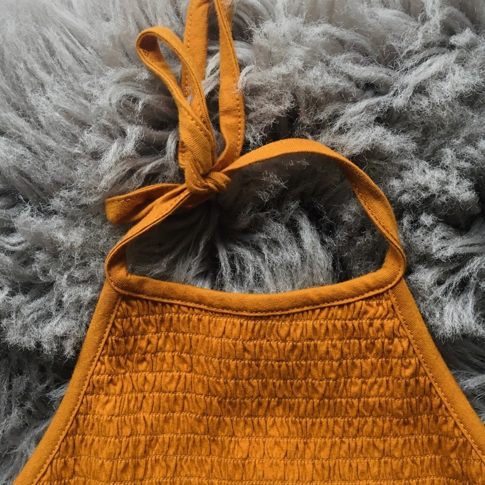 Halter Top - Picture 2 of 4